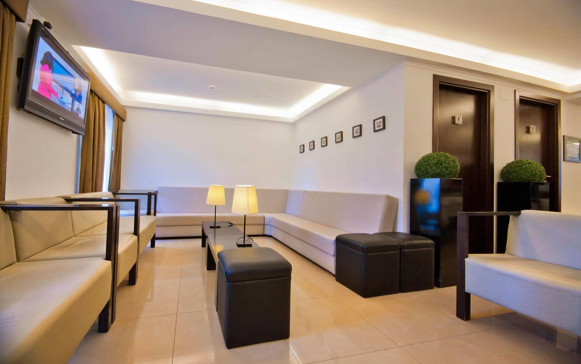Hotel Residencia Sao Francisco By Umbral Fátima Exterior foto